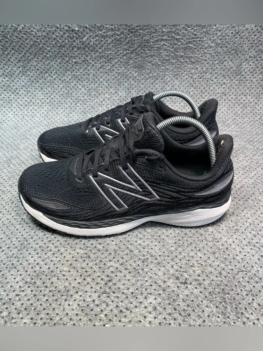 New Balance Fresh Foam X 860 Black Running Shoes Size 9.5 Women’s